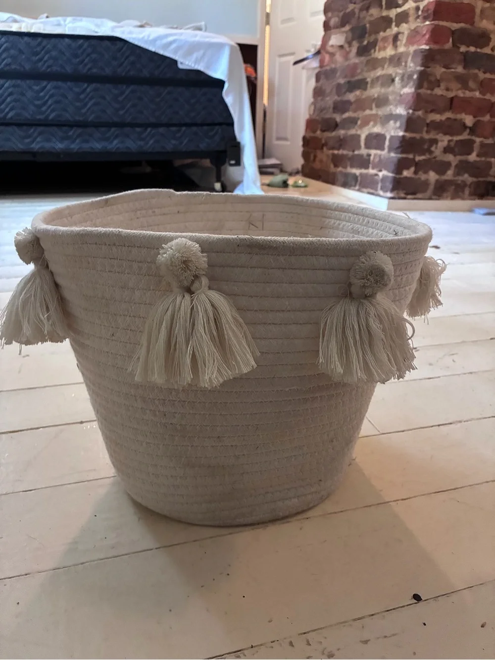 None pom tassel